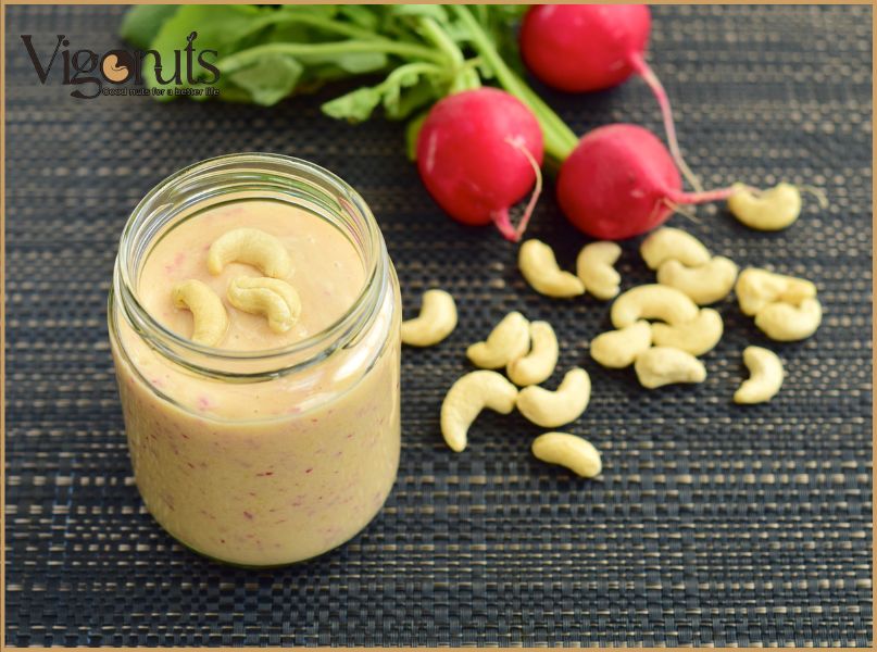 Cách làm smoothie hạt điều và trái cây
